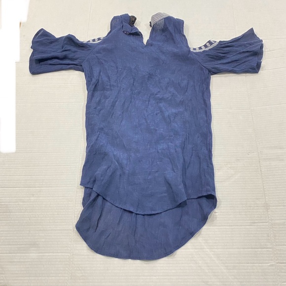 Sweet Wanderer Maternity Blue Top Womens Size Small - Picture 2 of 5